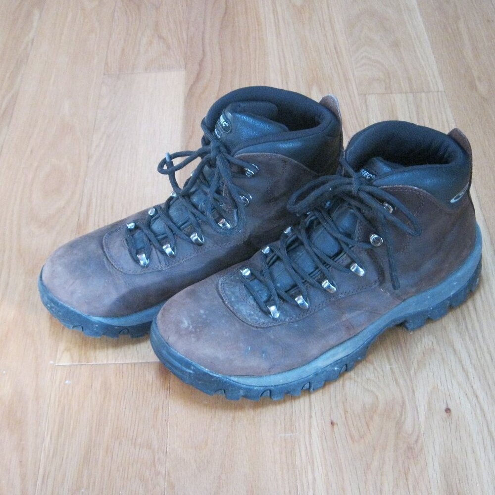 Hi-Tec men's waterproof hiking boots size US 11.5